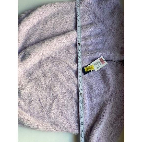 Lucy Paris Fuzzy Wavy Neckline Balloon Sleeves Sweater - Picture 9 of 10